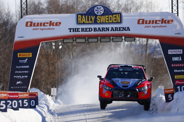2024 WRC 스웨덴 랠리에서 역주하는 현대 월드랠리팀 ‘i20 N Rally1 하이브리드’ 경주차 (사진=현대차)
